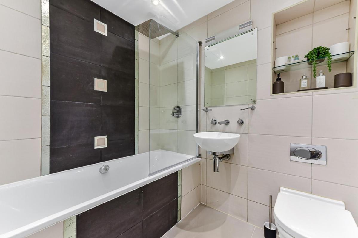 Spacious Cosy 2 Bed Flat, Central London Eksteriør billede